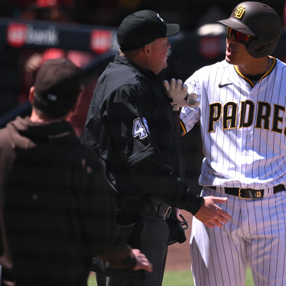 Manny Machado becomes 1st MLB player ejected over pitch-clock argument