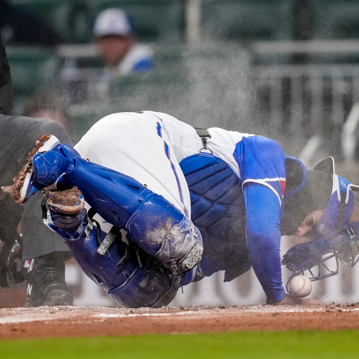 Travis d'Arnaud: Braves Catcher Hits Concussion IL After Collision With  Rougned Odor - Sports Illustrated