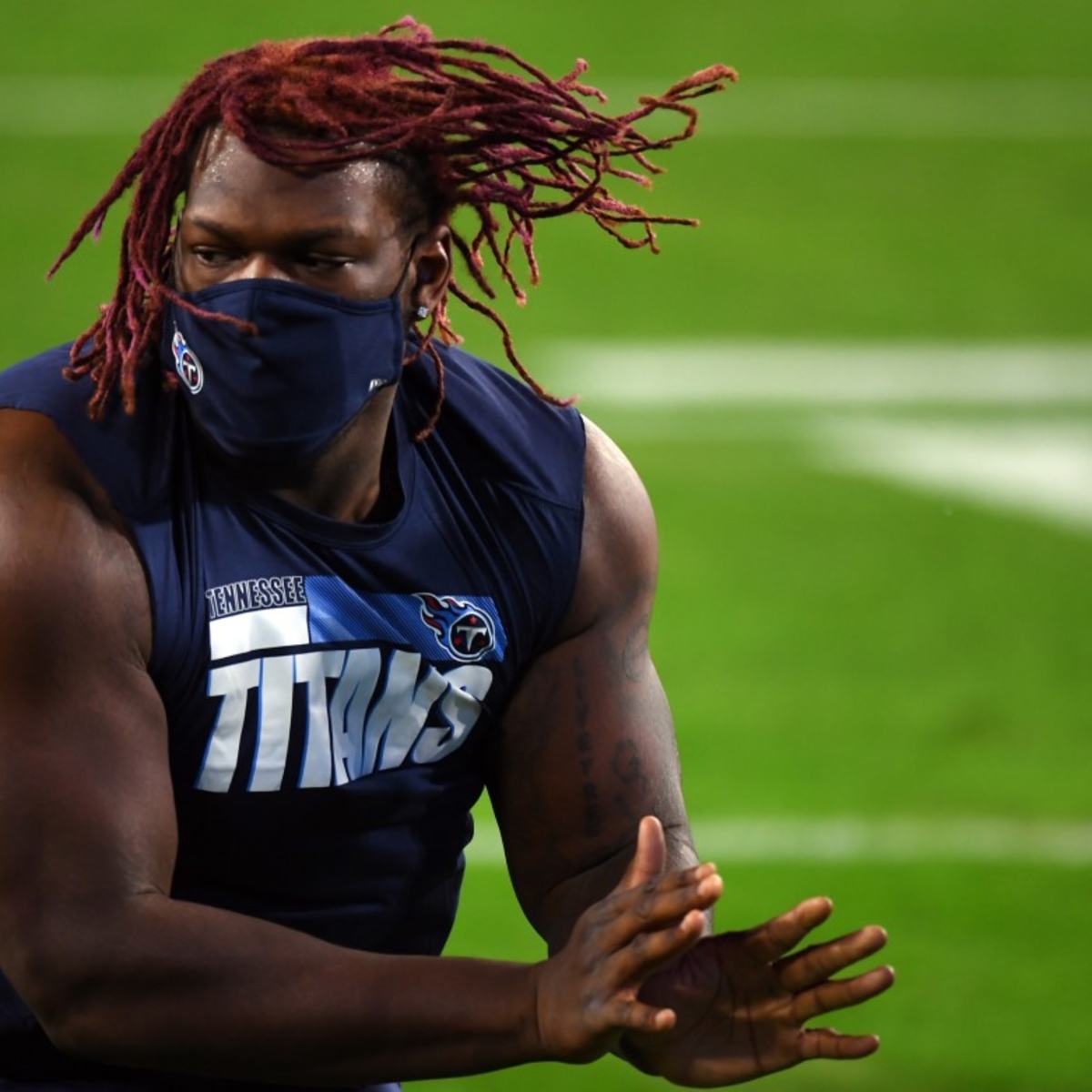 Titans' first-round pick carted off with injury