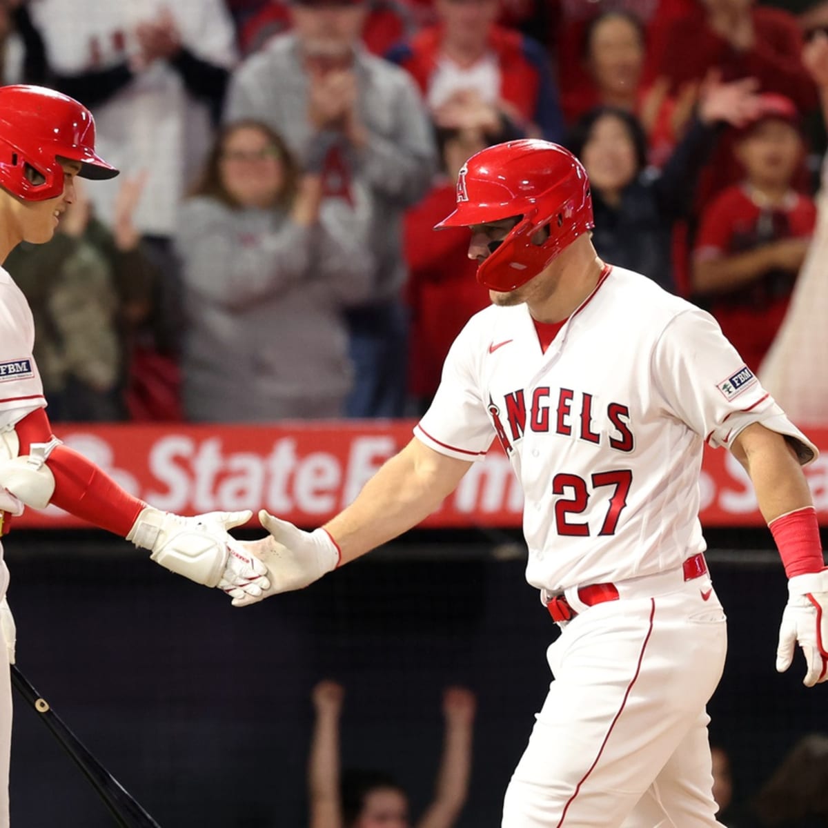 Mike Trout's Unique Handshakes