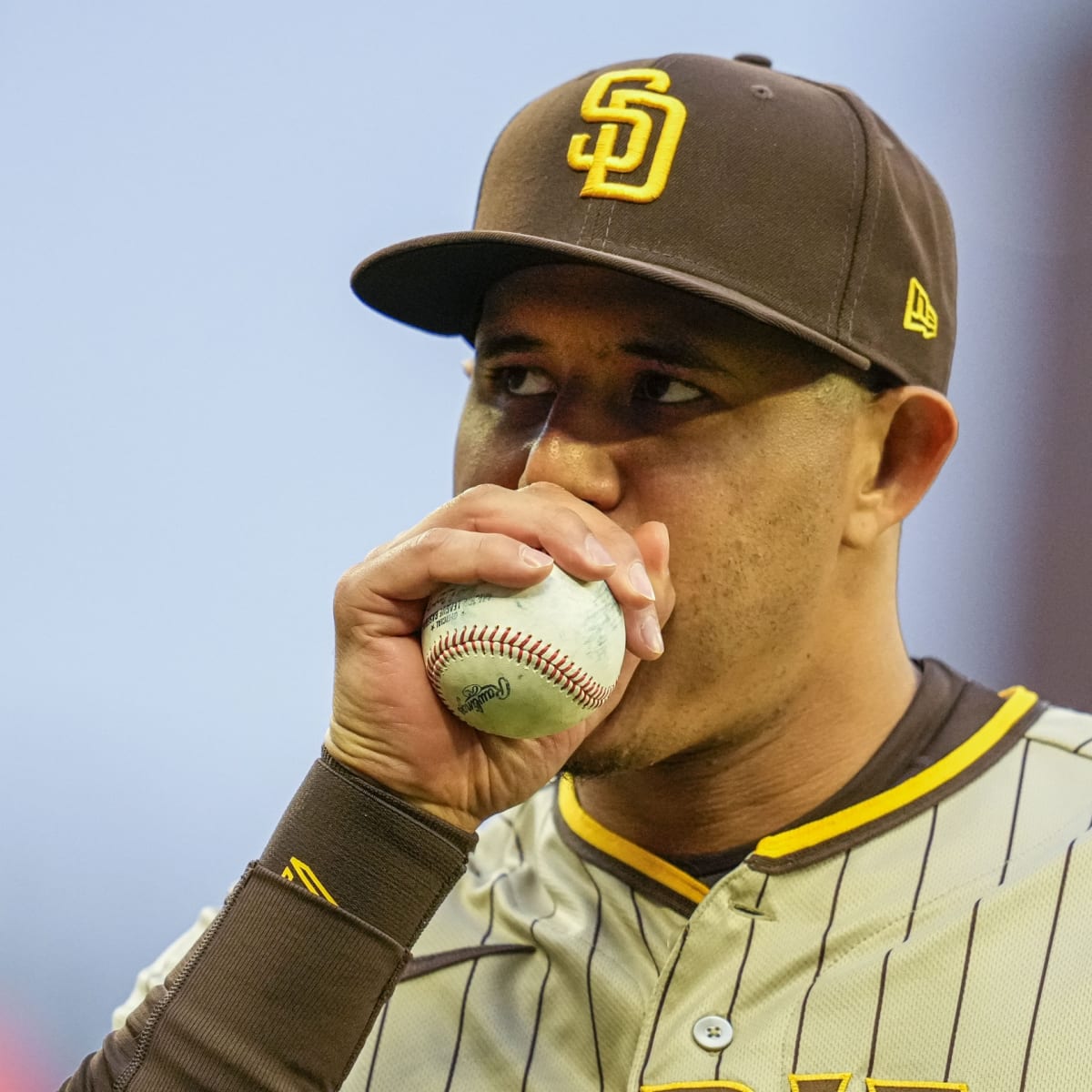 Padres' Manny Machado ejected for arguing pitch timer violation that  resulted in strikeout