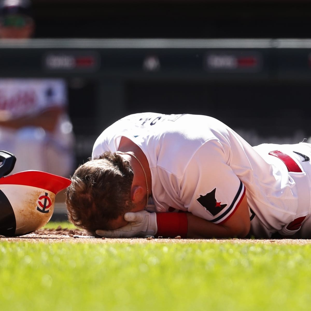 Kyle Farmer injury: How is the Minnesota Twins infielder doing?