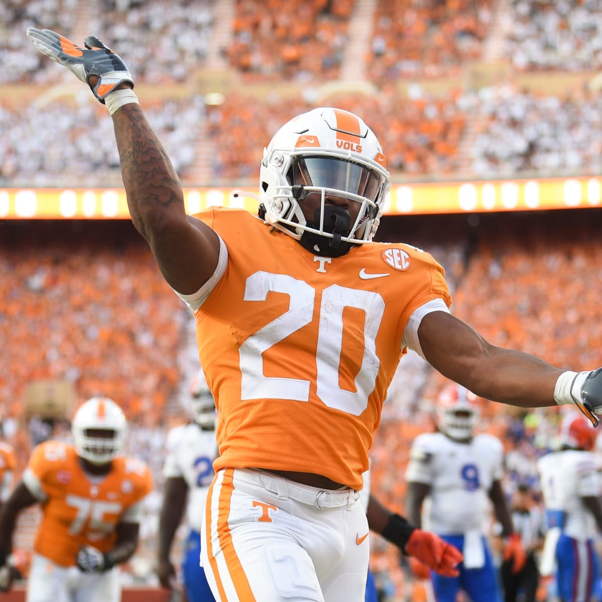 Look: Tennessee Vols Baseball Donning New Uniforms in Lexington - Sports  Illustrated Tennessee Volunteers News, Analysis and More