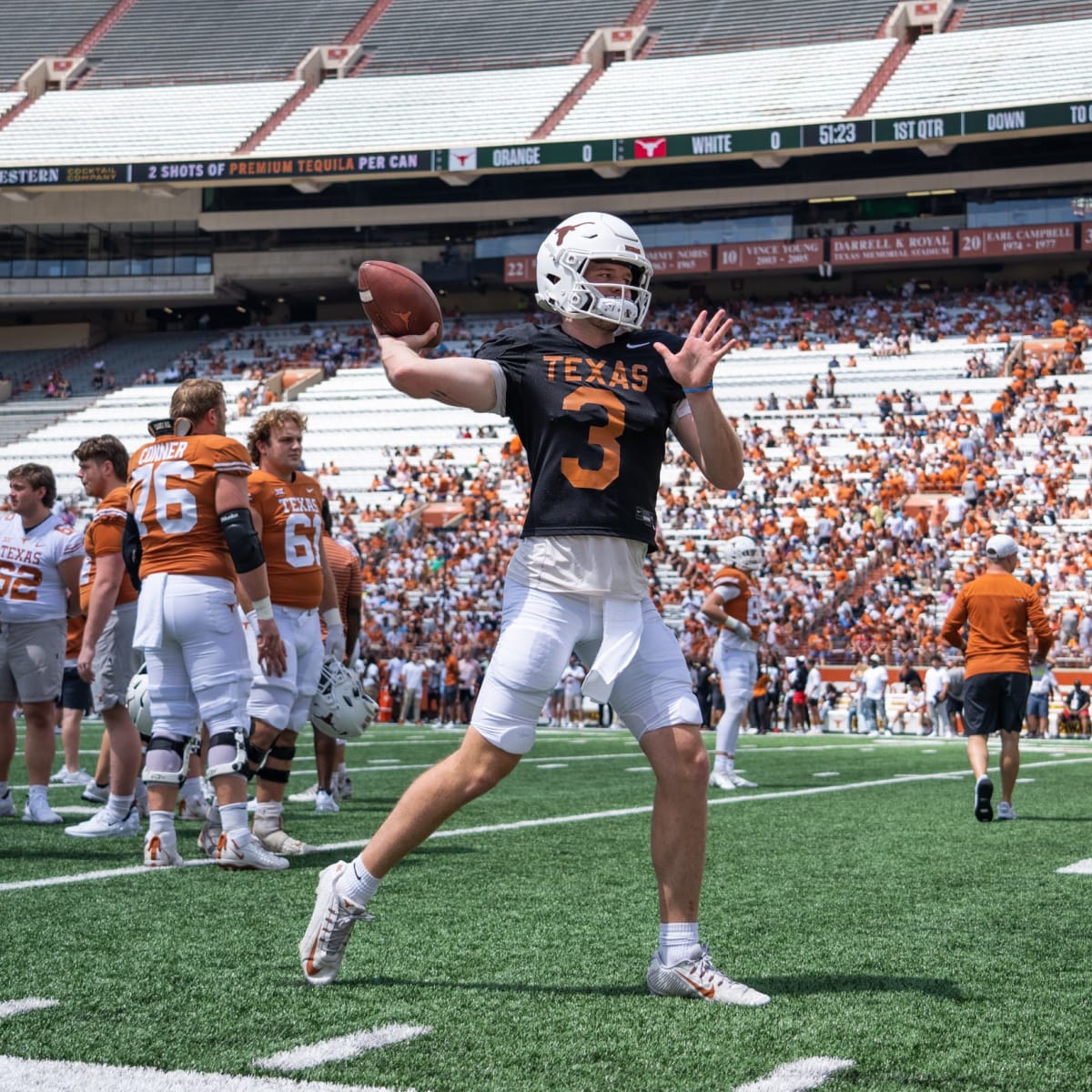 Quinn Ewers, Arch Manning in competition for Texas' QB job - ESPN