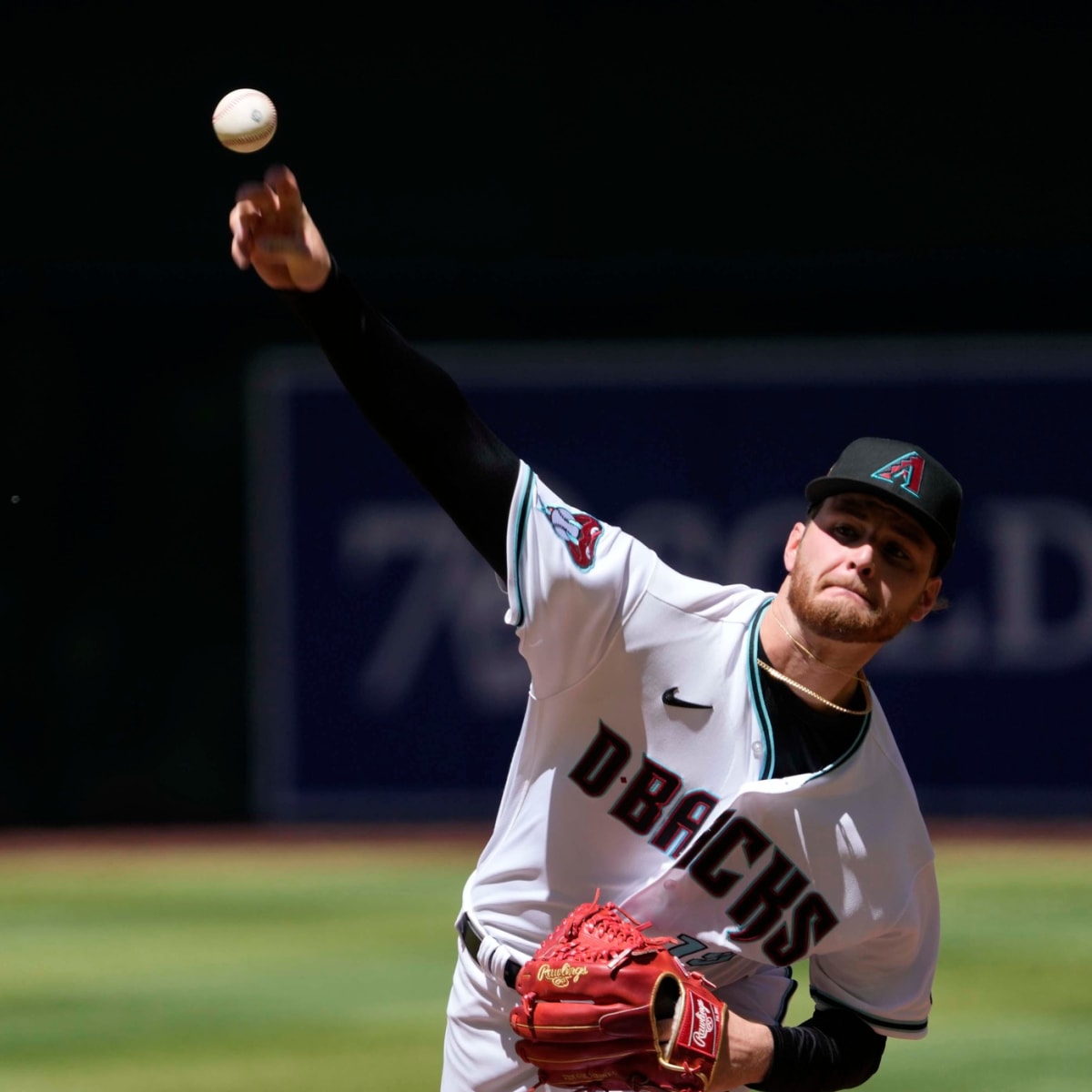 Luis Gonzalez  Four Seam Images