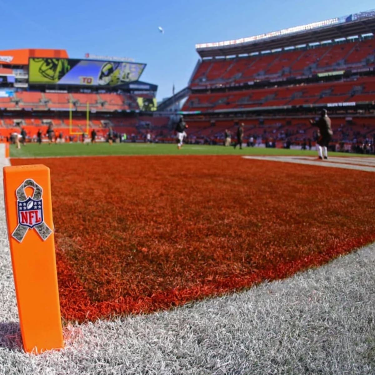 FirstEnergy signage coming down from Browns stadium