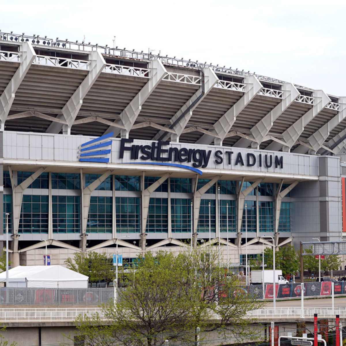 Future of Cleveland Browns' stadium uncertain, but team says only studying  renovations at this point 