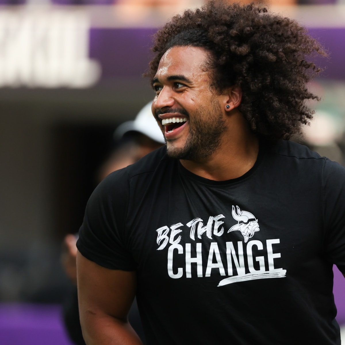 Eric Kendricks Announces Deal With Chargers in Nostalgic Instagram Post -  Sports Illustrated