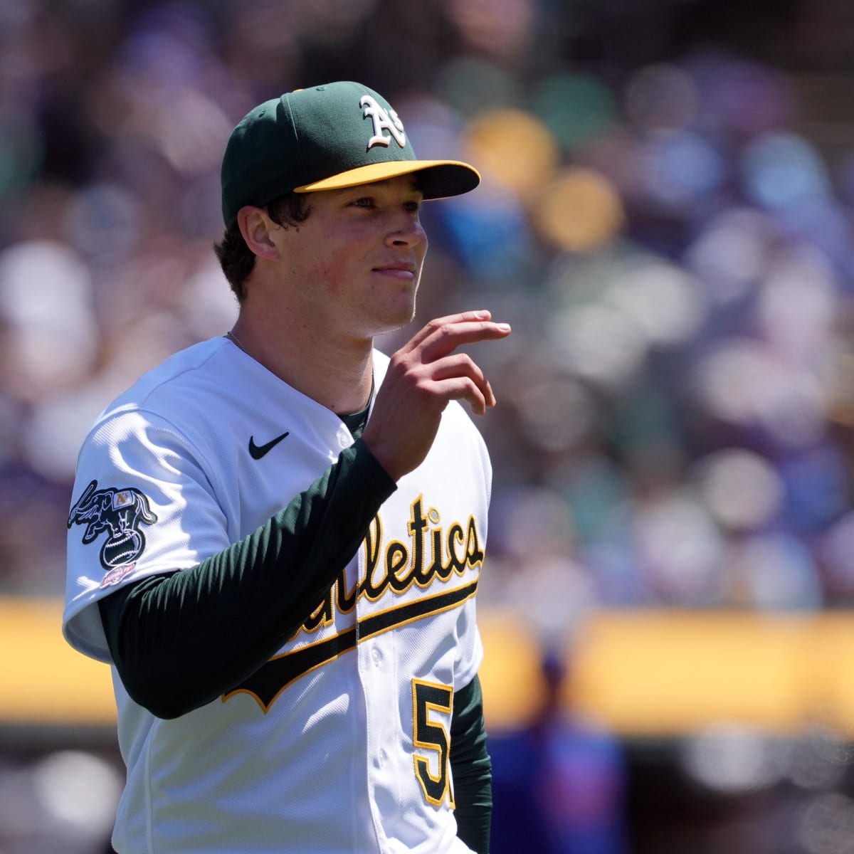 Oakland Athletics' Mason Miller Throws 15 Pitches at 100+ MPH in Debut vs.  Chicago Cubs - Fastball