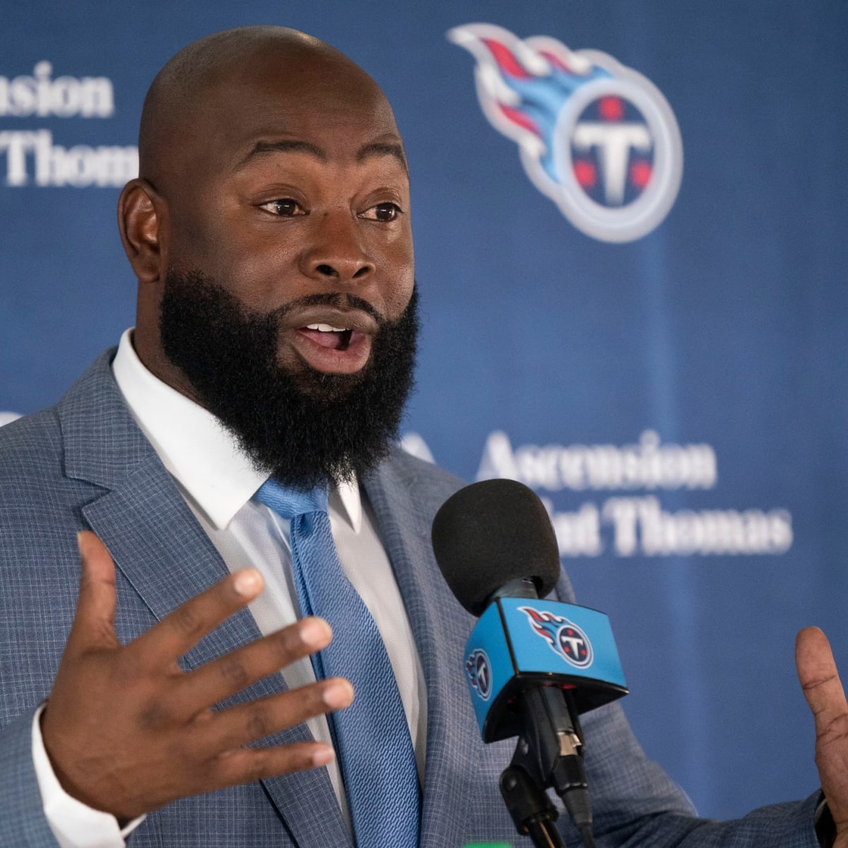 ESPN hints at the Titans making a surprising trade - A to Z Sports