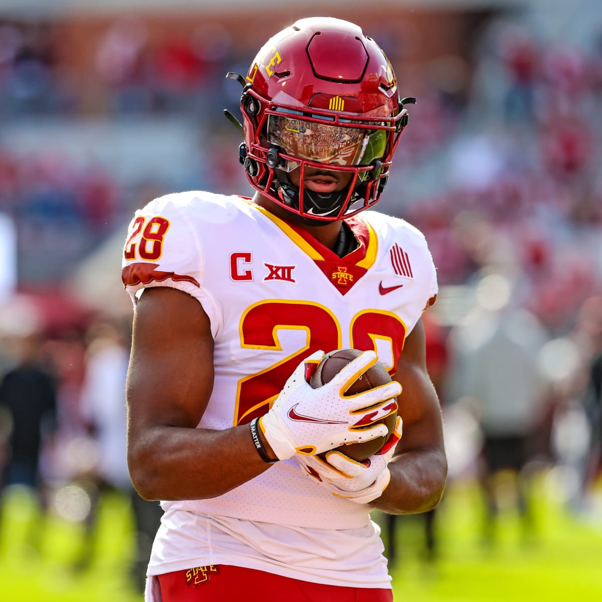 Top 10 Running Backs in the 2022 NFL Draft: Breece Hall and