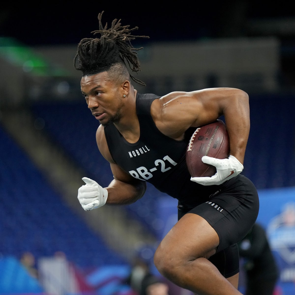 2023 PFN NFL Mock Draft: Texas RB Bijan Robinson headlines the top drafted  players so far