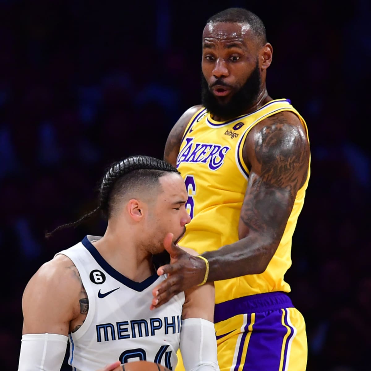 Nuggets rout Lakers, sending Lebron James and fans home with a big