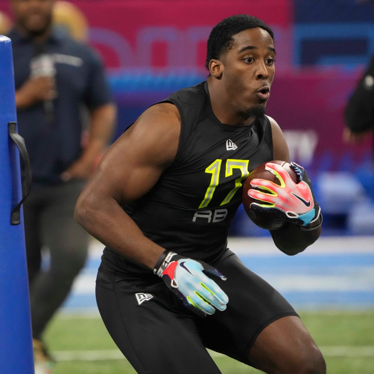 Breece Hall: NY Jets NFL Draft 2022 pick bio, college