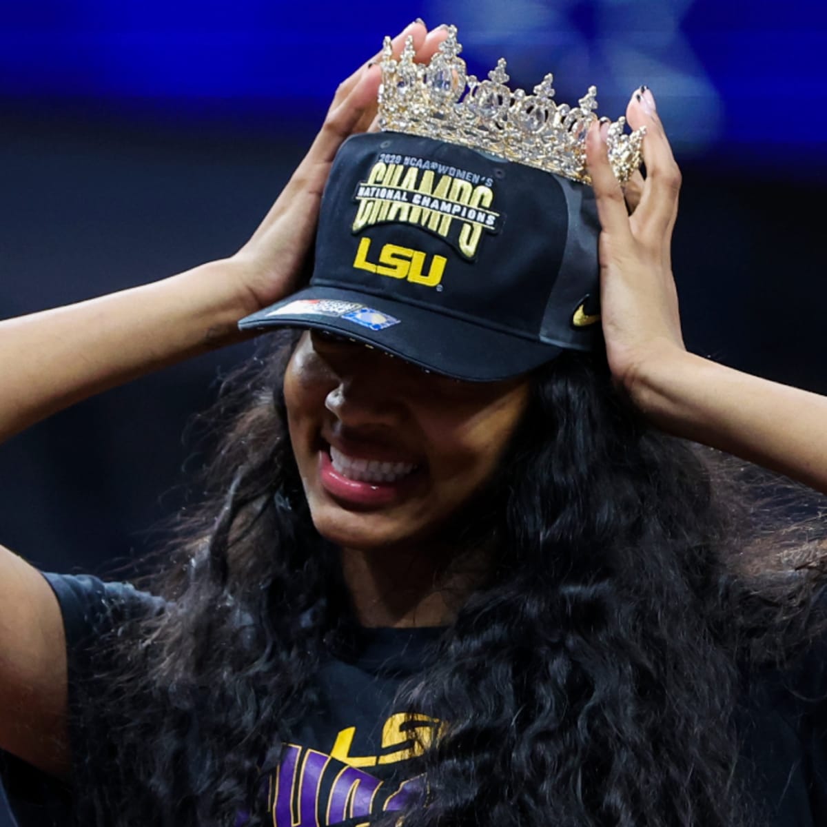 Shaquille O'Neal: Angel Reese Is Greatest Athlete In LSU History 