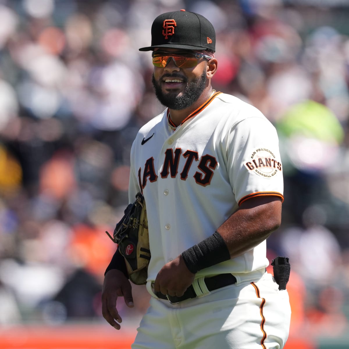 SF Giants recall OF Heliot Ramos, place OF A.J. Pollock on IL