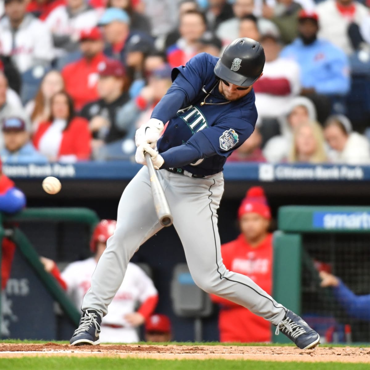 Jarred Kelenic homers for first MLB hit