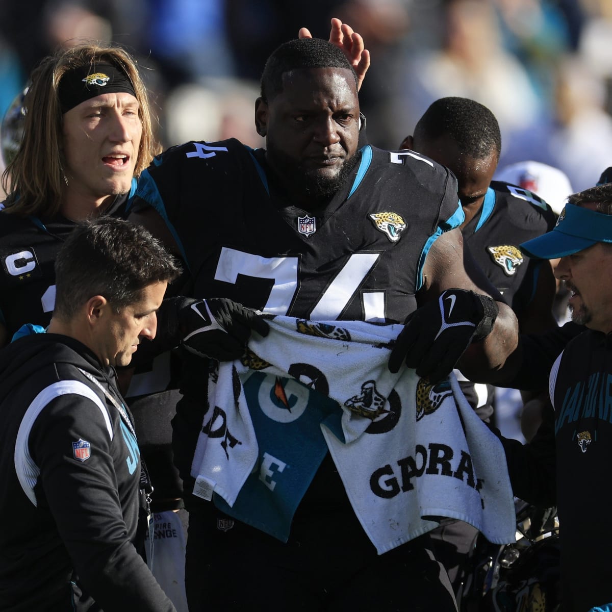 Jaguars LT Cam Robinson embraces temporary backup role while