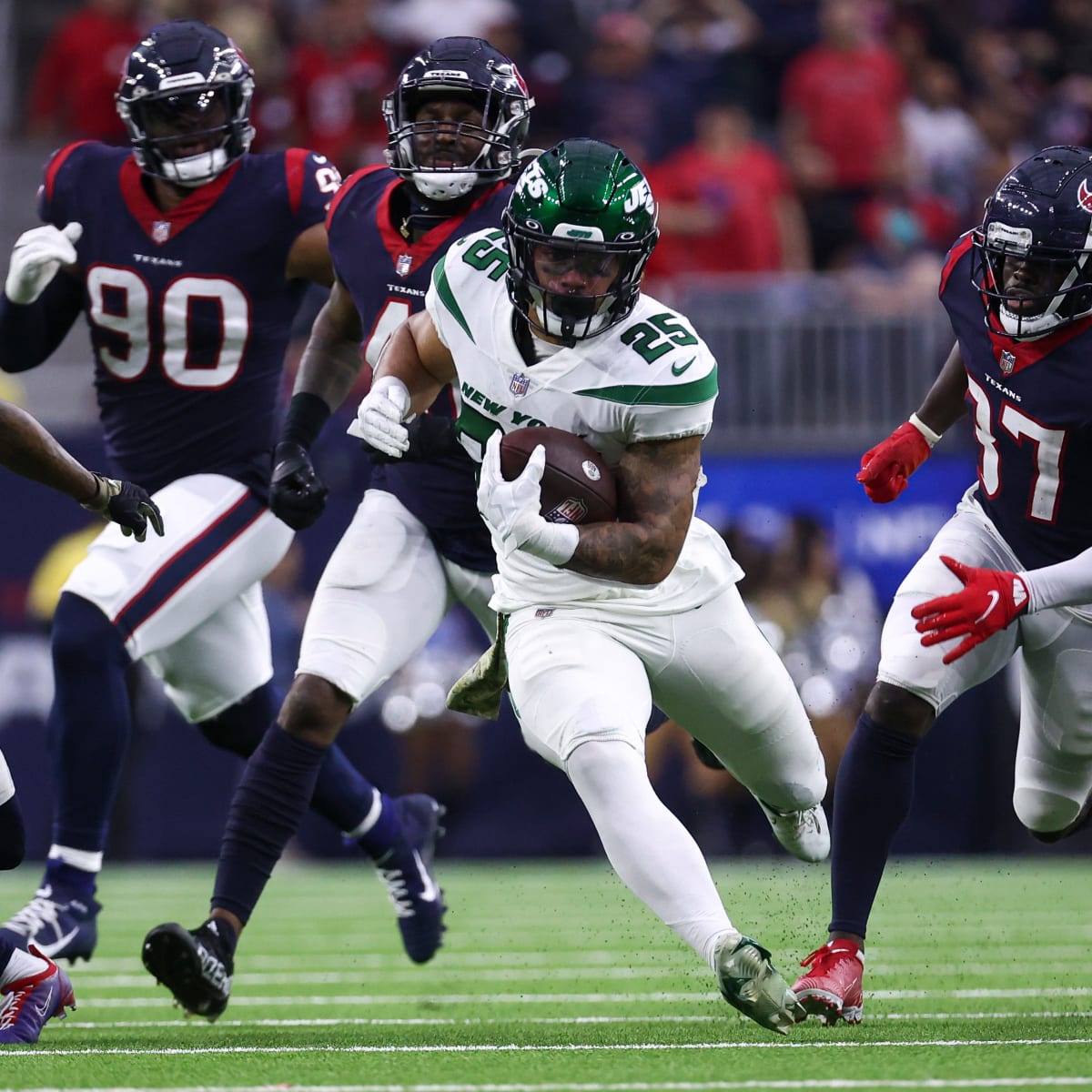 Report: Jets Part Ways with Reserve Running Back Ty Johnson