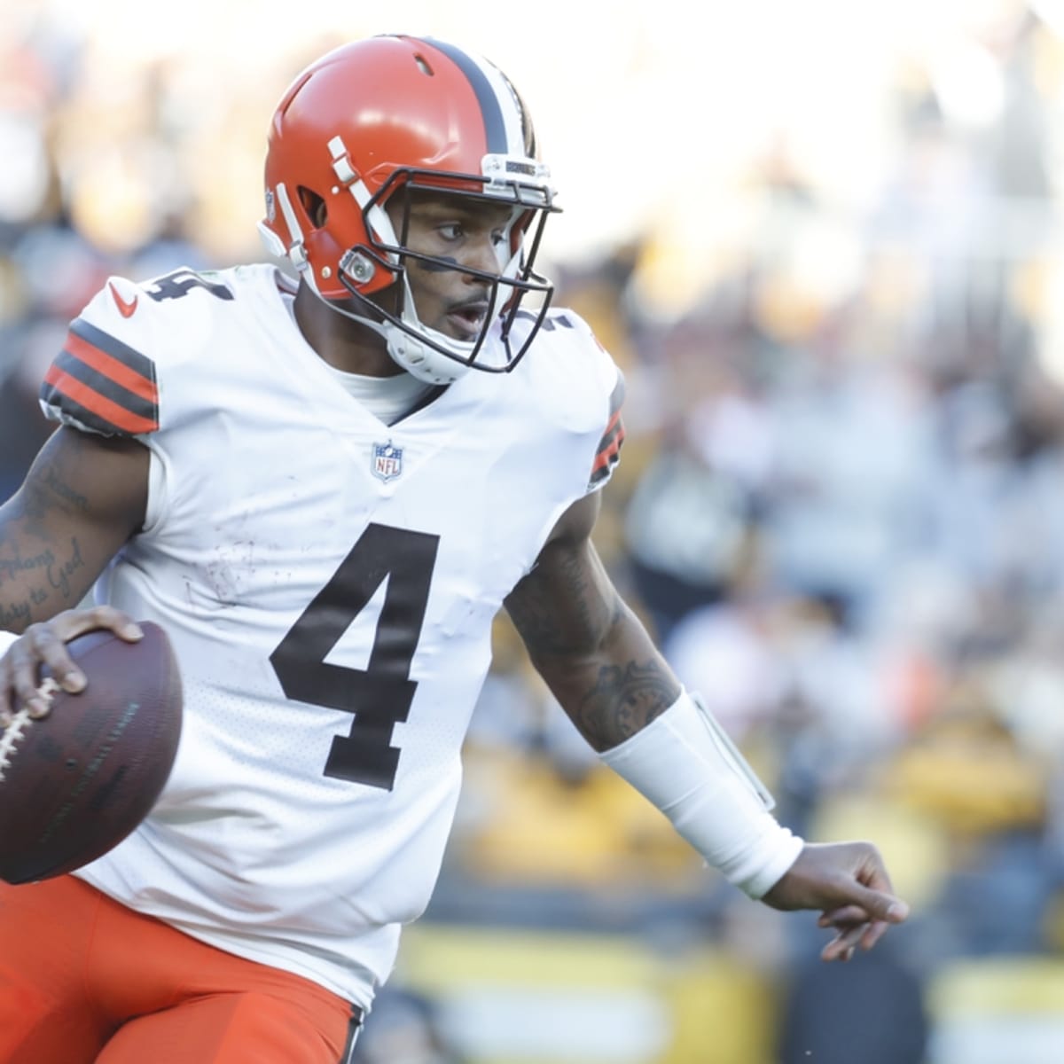 Watson plays 1 drive in Browns 2nd preseason game; Game delayed 68 minutes  by storms – WHIO TV 7 and WHIO Radio