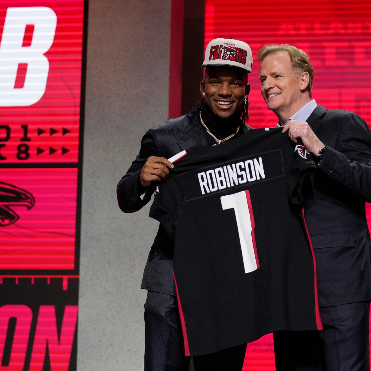 Atlanta Falcons Draft Bijan Robinson: 'Explosive!' Grade, Analysis & Tyler  Allgeier Impact - Sports Illustrated Atlanta Falcons News, Analysis and More