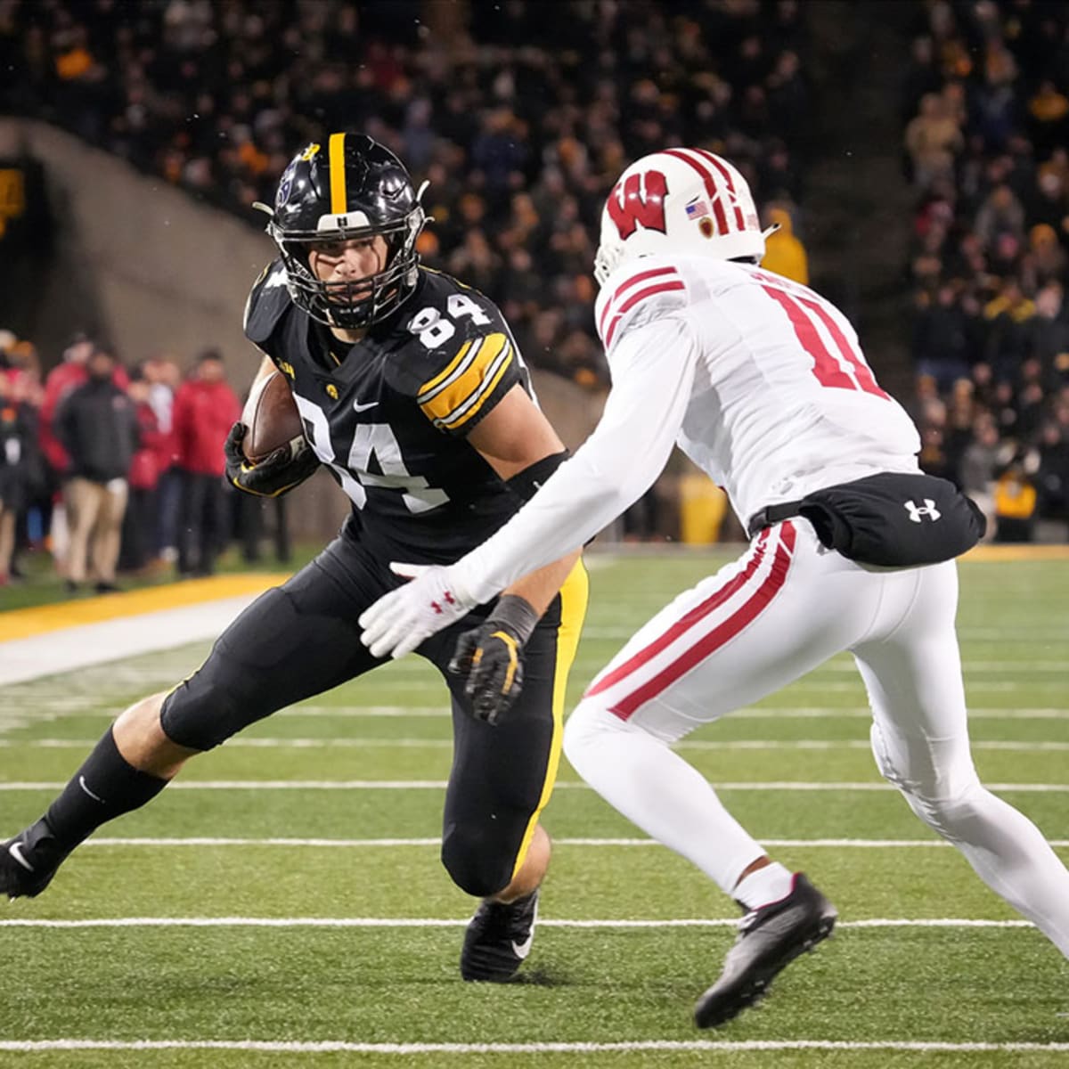 Detroit Lions select Iowa TE Sam LaPorta with No. 34 pick in