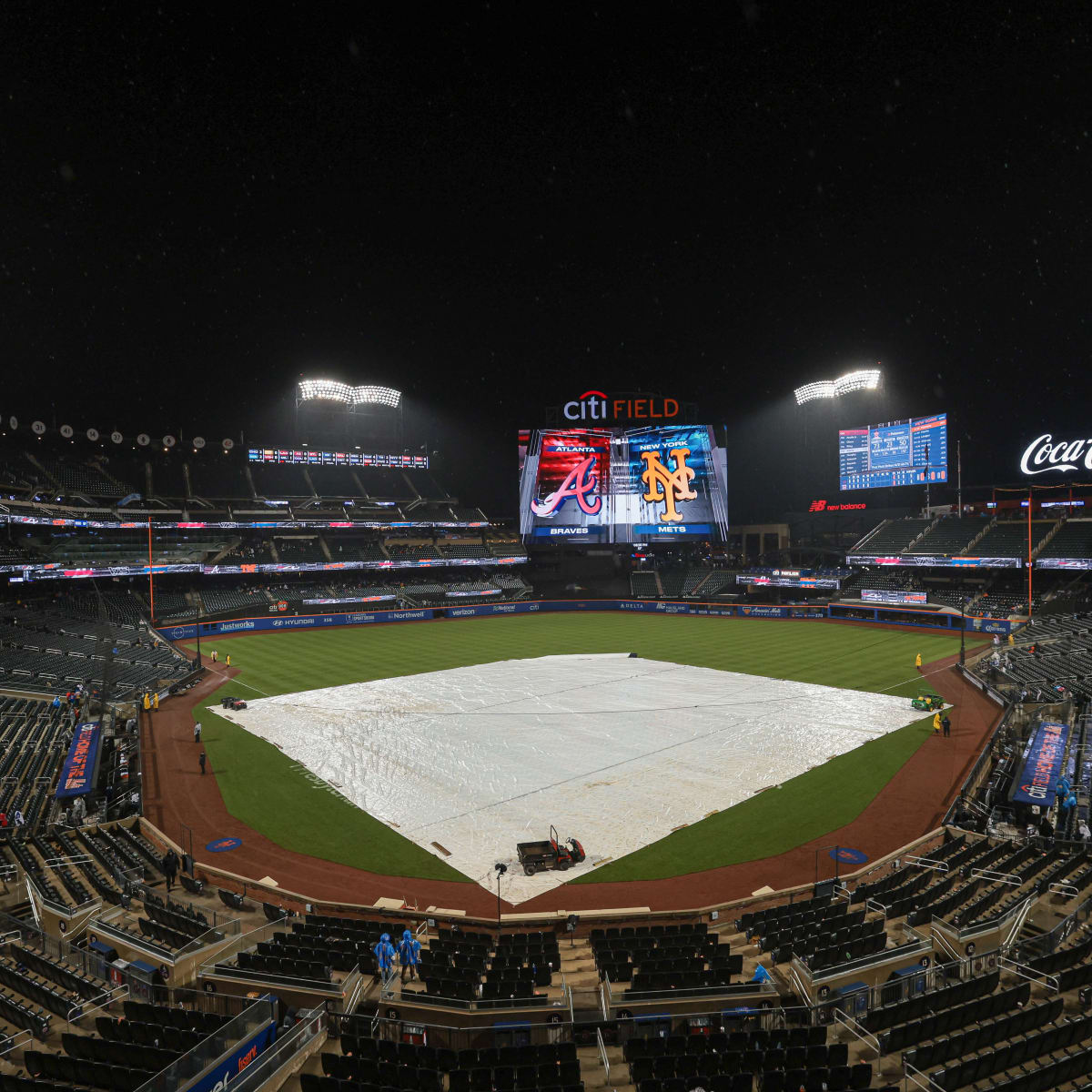 Braves, Mets split doubleheader after pair of rainouts