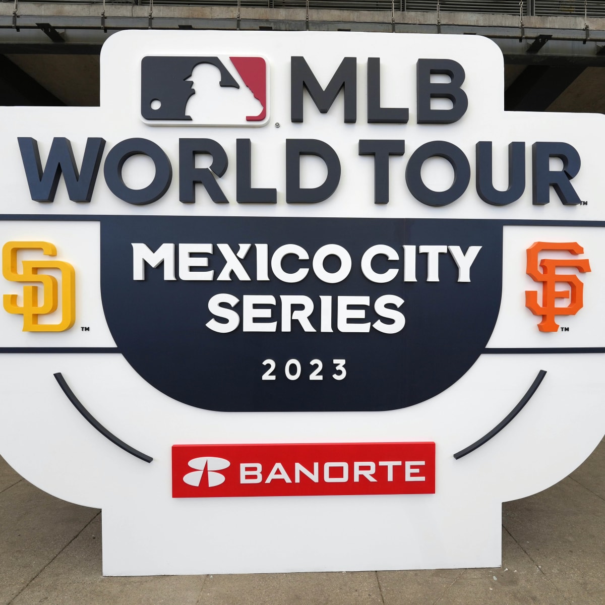 San Francisco Giants baseball Mexico series Vamos Gigantes logo T