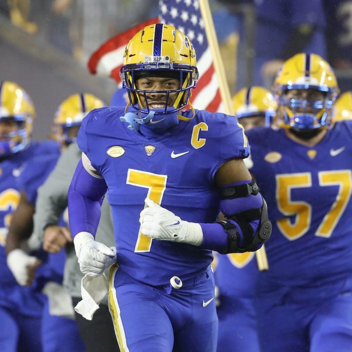 Tampa Bay Buccaneers take Pitt defensive tackle with 2023 first-round pick