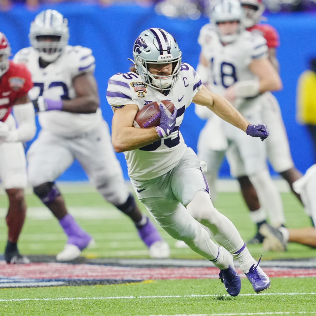 NFL Legend Watches Son Play 1st Game As Tampa Bay Buccaneer