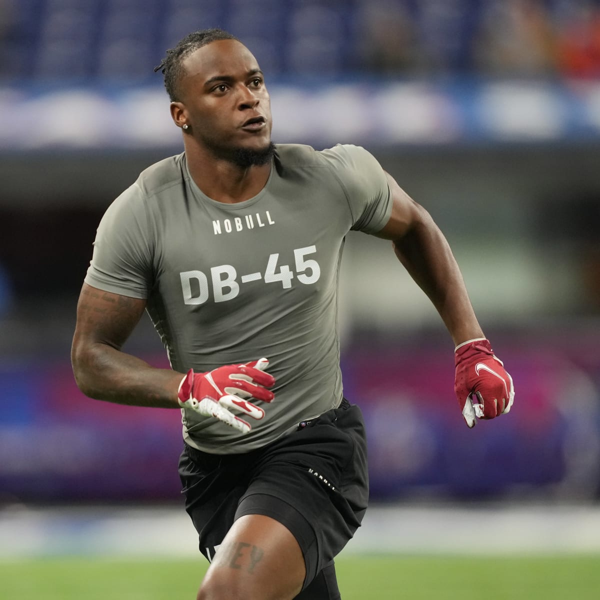 Falcons Select DeMarcco Hellams in Seventh Round of 2023 Draft