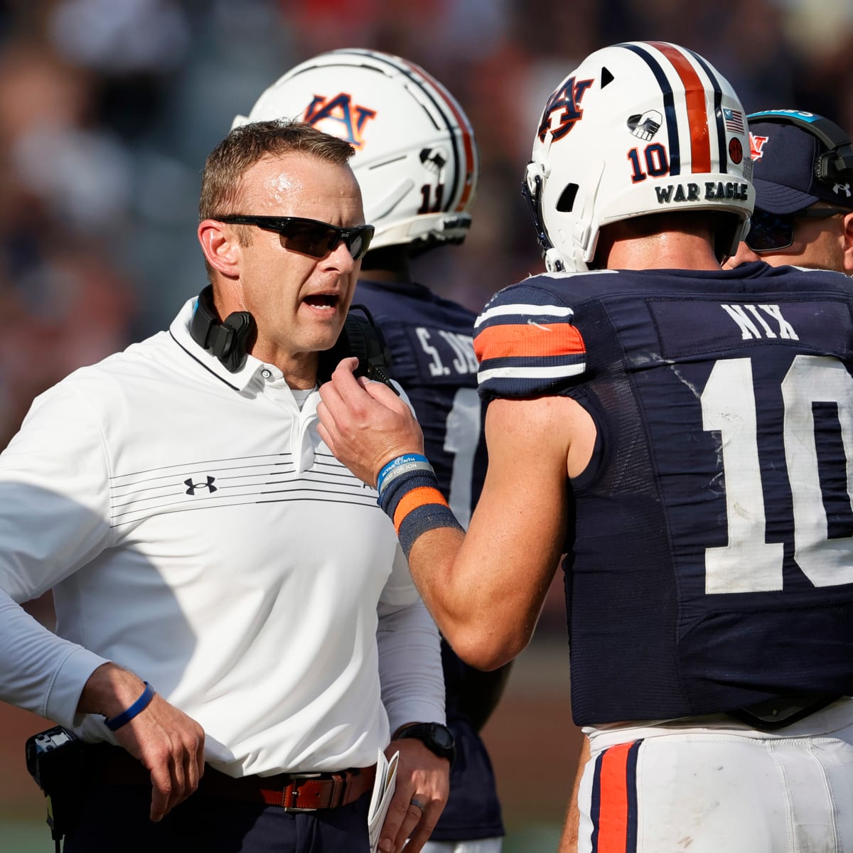 Nix, Auburn give Harsin dominating debut, 60-10 over Akron - The