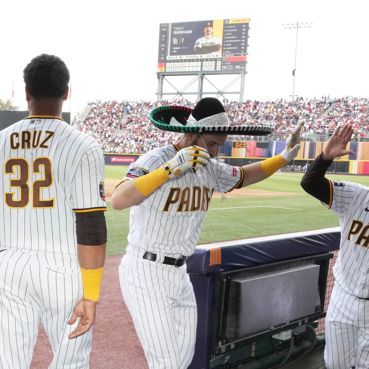 Padres players Manny Machado, Xander Bogaerts, Nelson Cruz and more visit  youth complex in Mexico City - The San Diego Union-Tribune