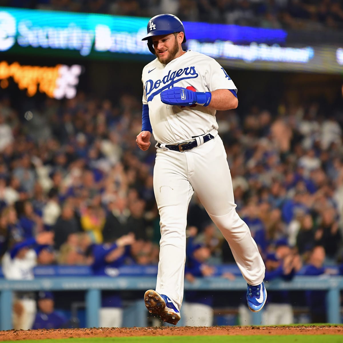 How much is Max Muncy's Net Worth in 2023?