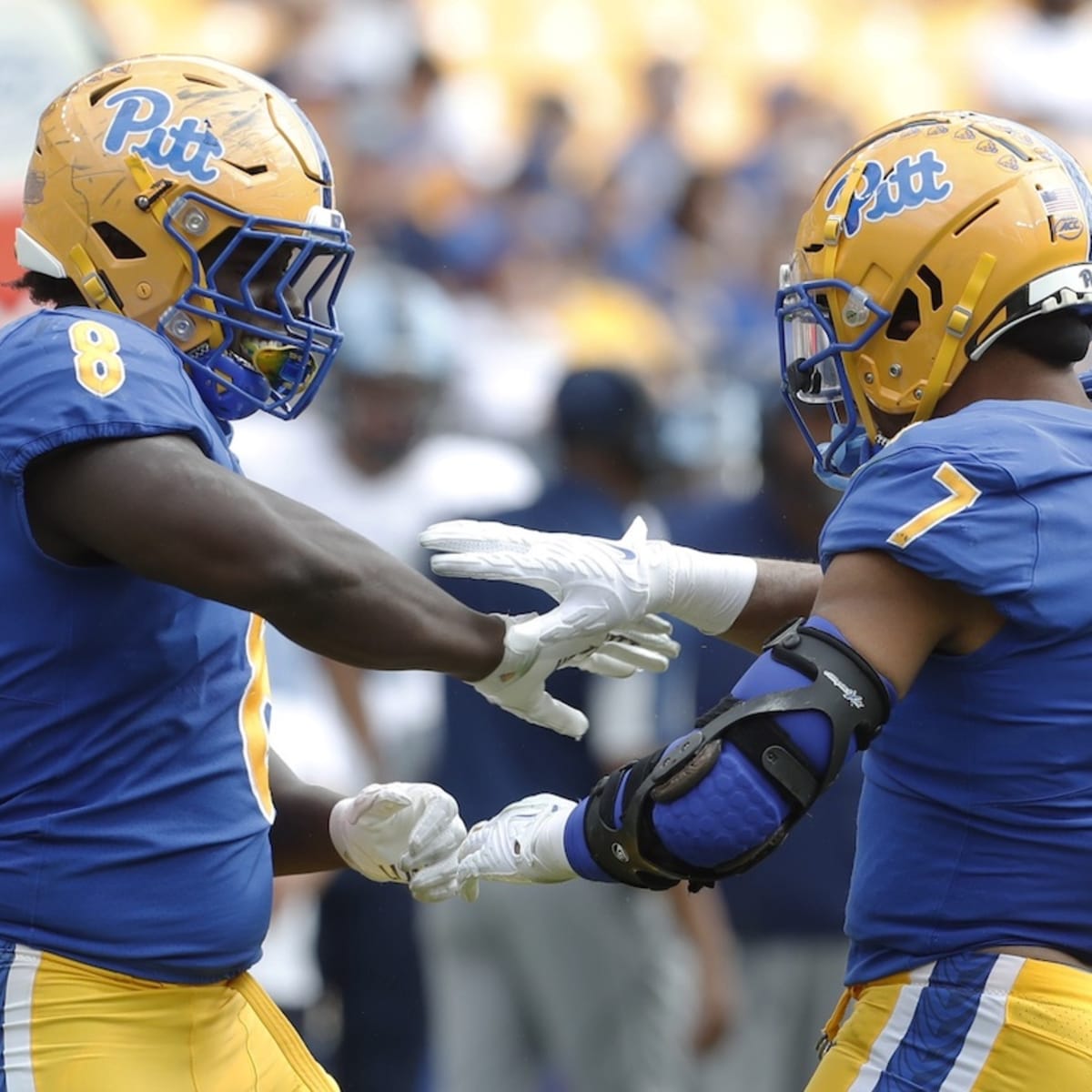 Bucs Diversify Pass Rush with Pitt's Calijah Kancey