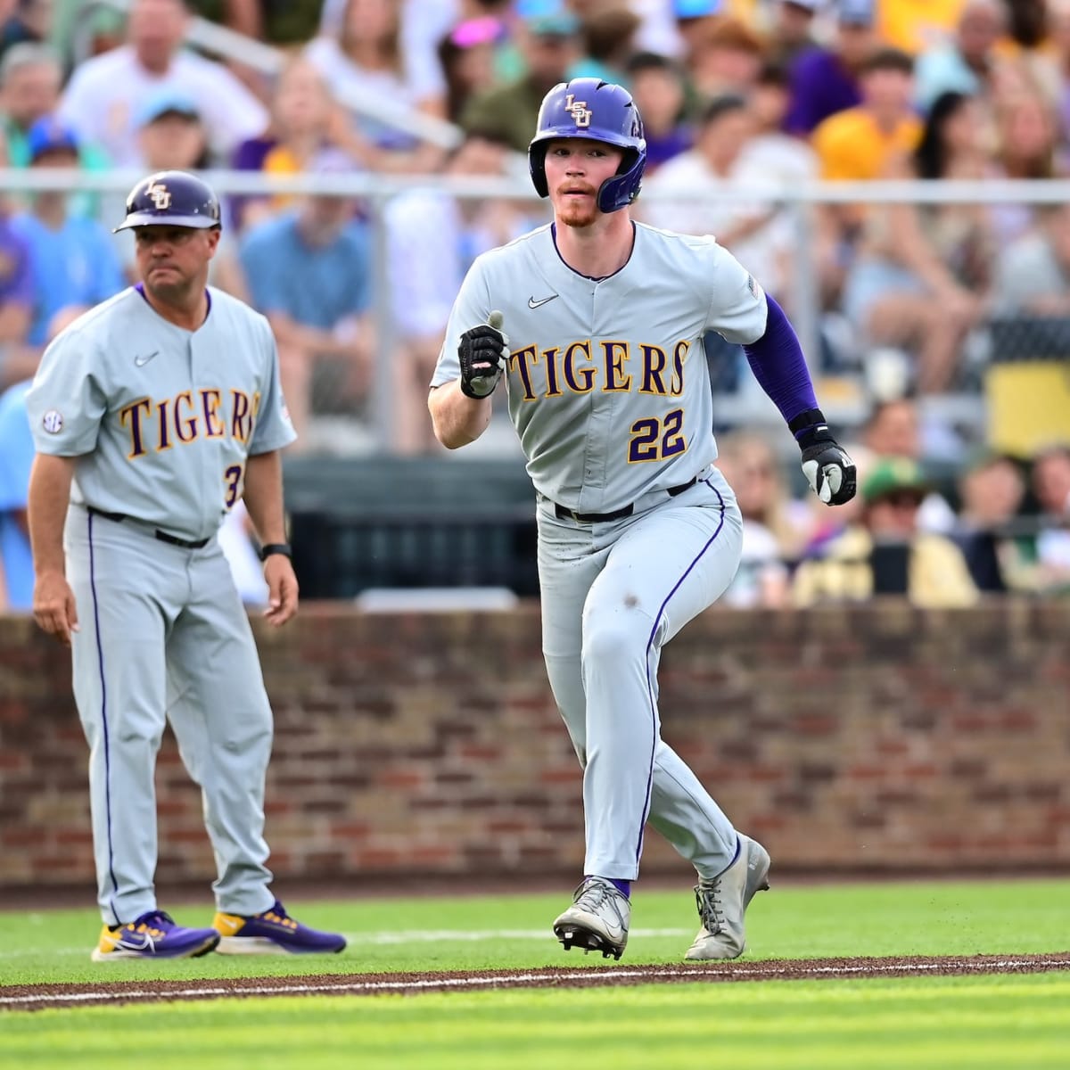 LSU Baseball Defeats Southeastern, 10-0, in Run-Rule Victory