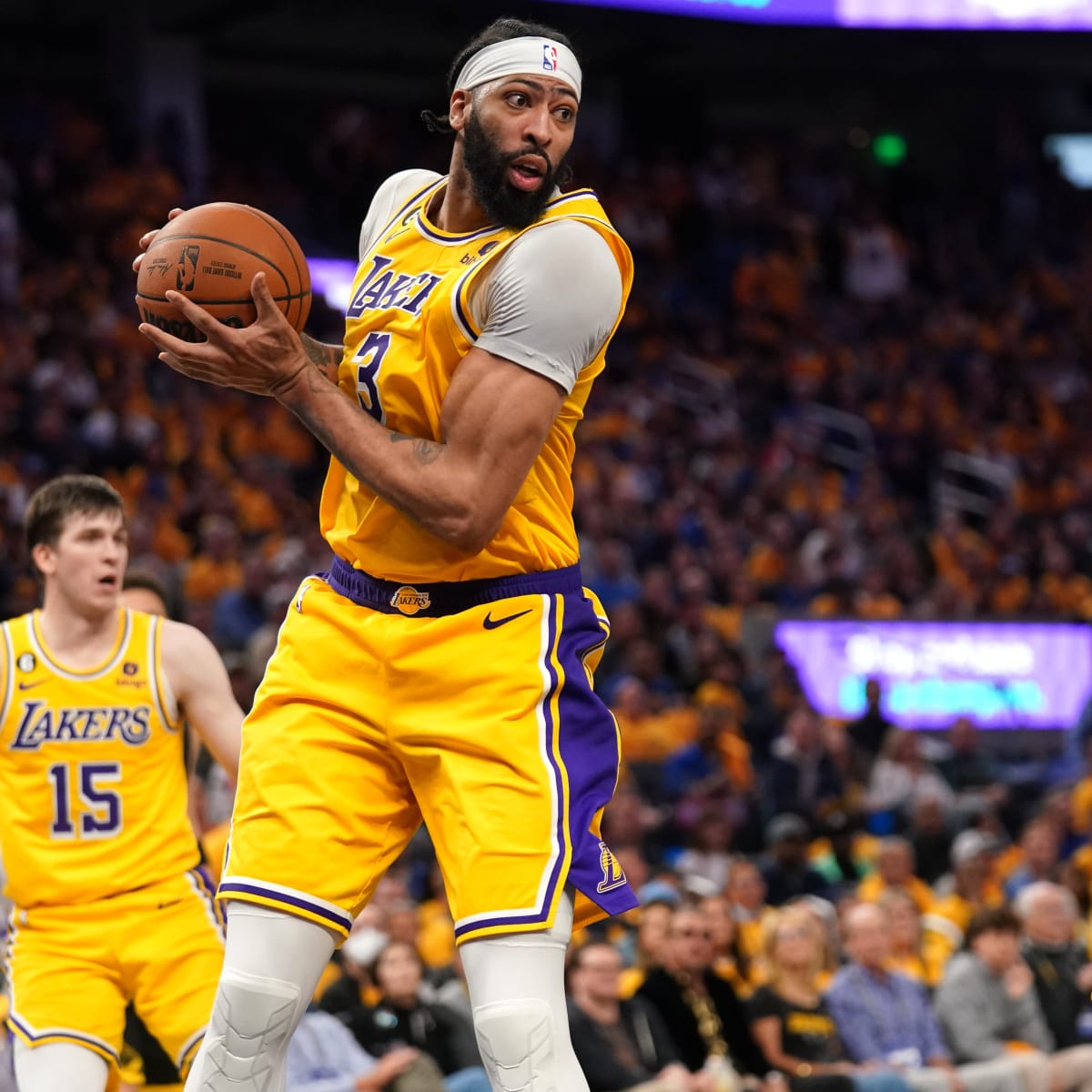 2023 NBA playoffs Lakers vs. Warriors Game 1 predictions and best
