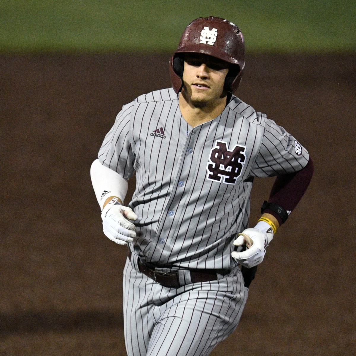 No. 2 Mississippi State Baseball Drops Game 2 Against No. 17 LSU, 10-5 -  For Whom the Cowbell Tolls