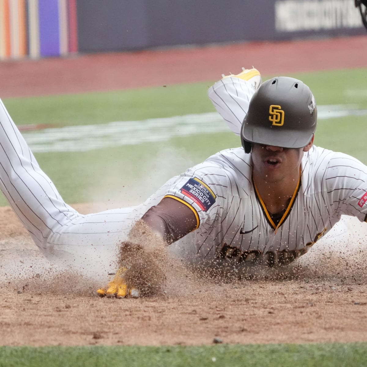 Robert Suarez Comes Up Big in Padres' Win - video Dailymotion