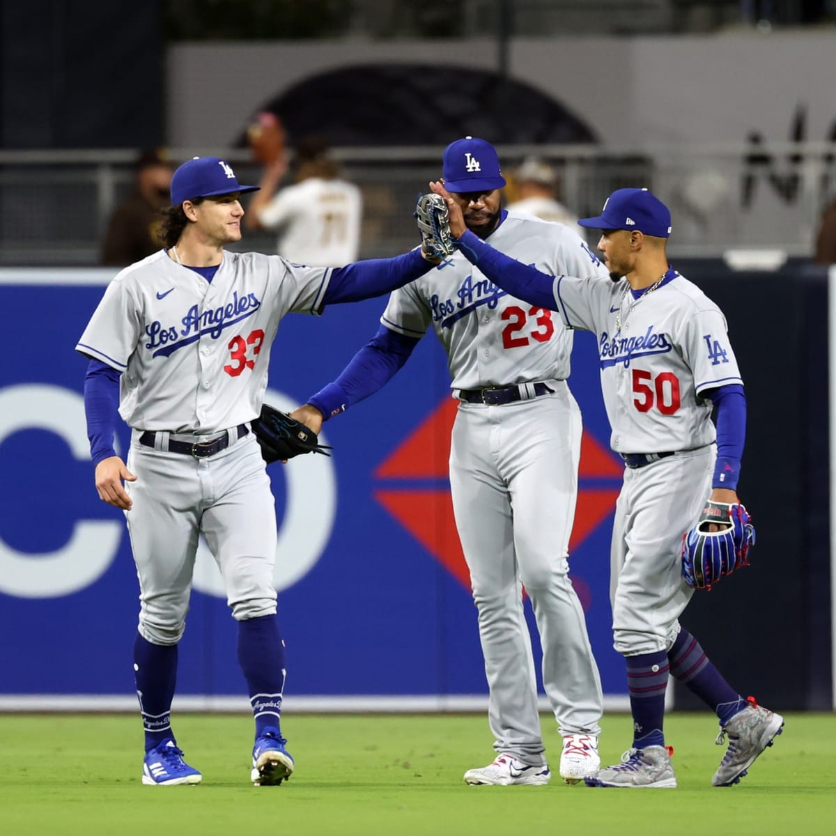 Betts, Outman homer as Dodgers stun Padres 5-2 – KXAN Austin