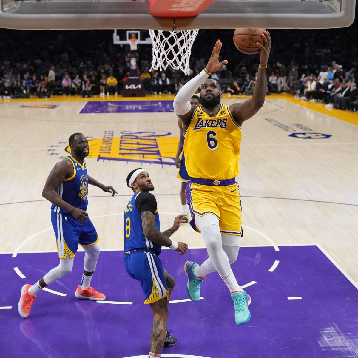 Lakers rumors: LeBron James' coach on hot seat as Warriors keep