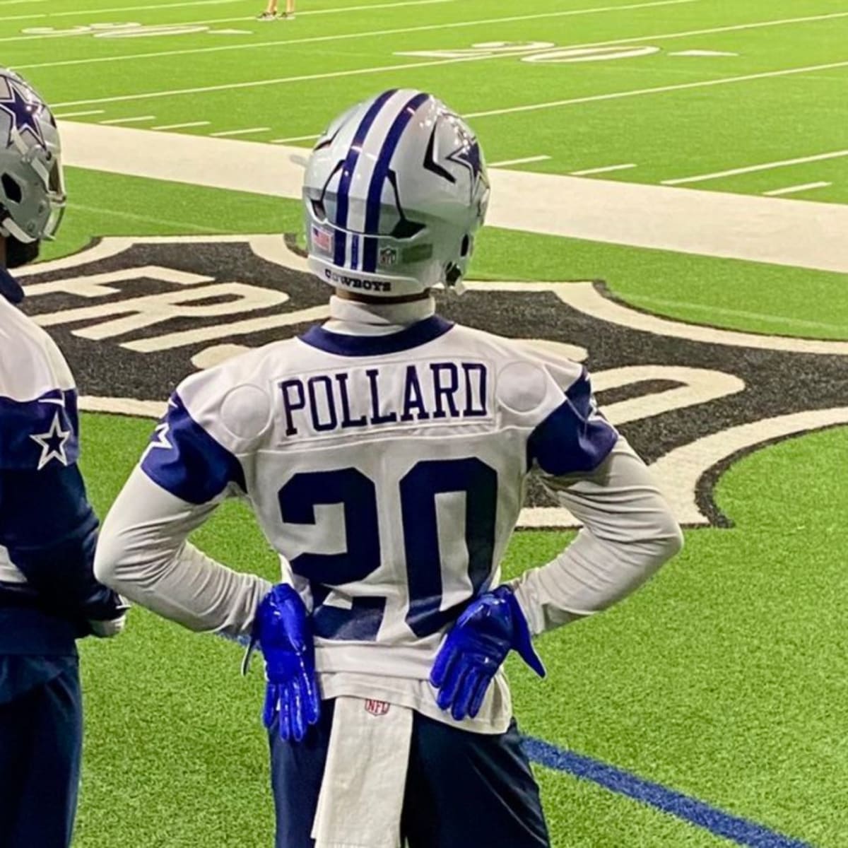 Patrik [No C] Walker on X: #Cowboys stars Ezekiel Elliott, Dak Prescott  have now reportedly paid a ridiculous amount in NFL fines For wearing  sleeves » READ ➡️   / X