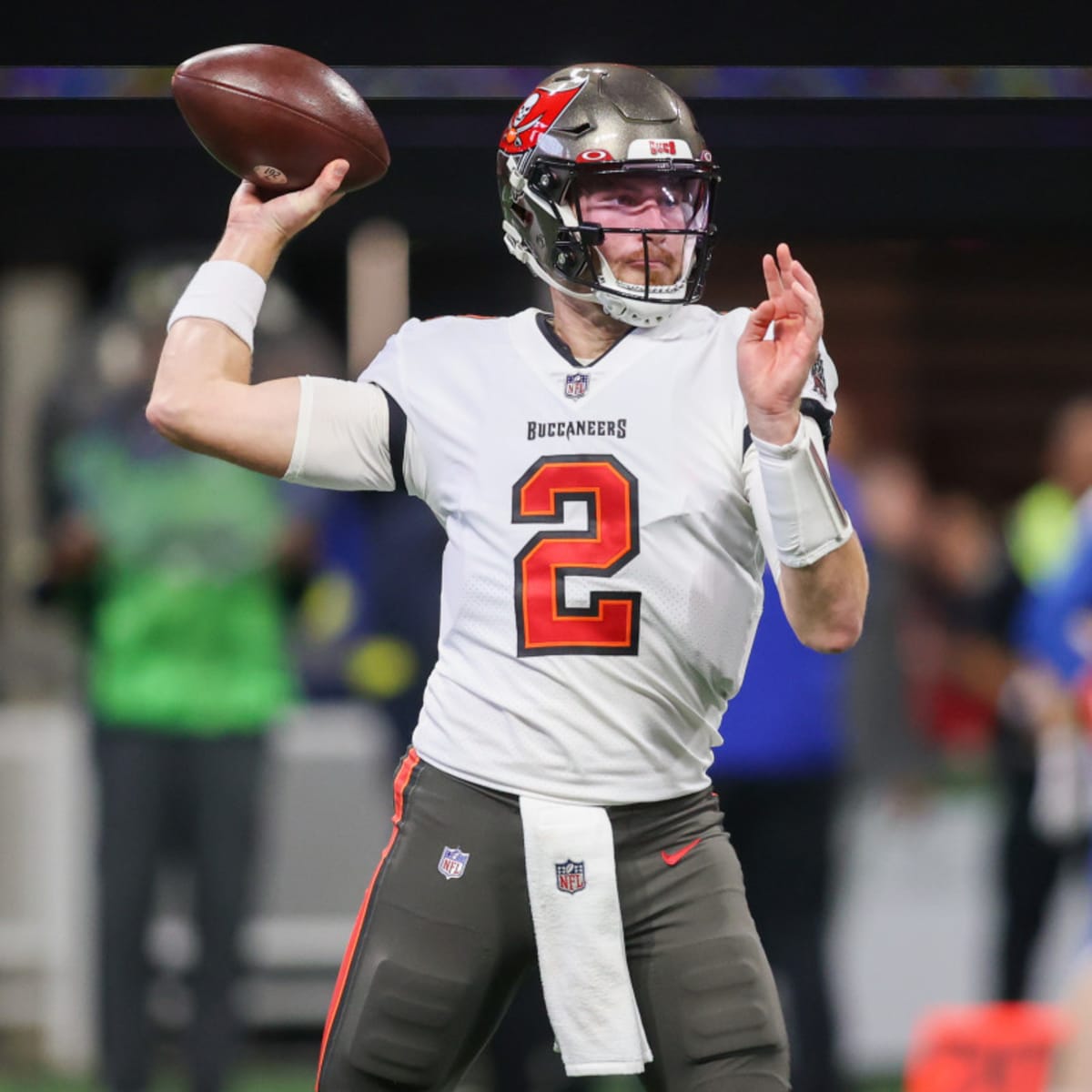 Buccaneers add John Wolford to QB roster