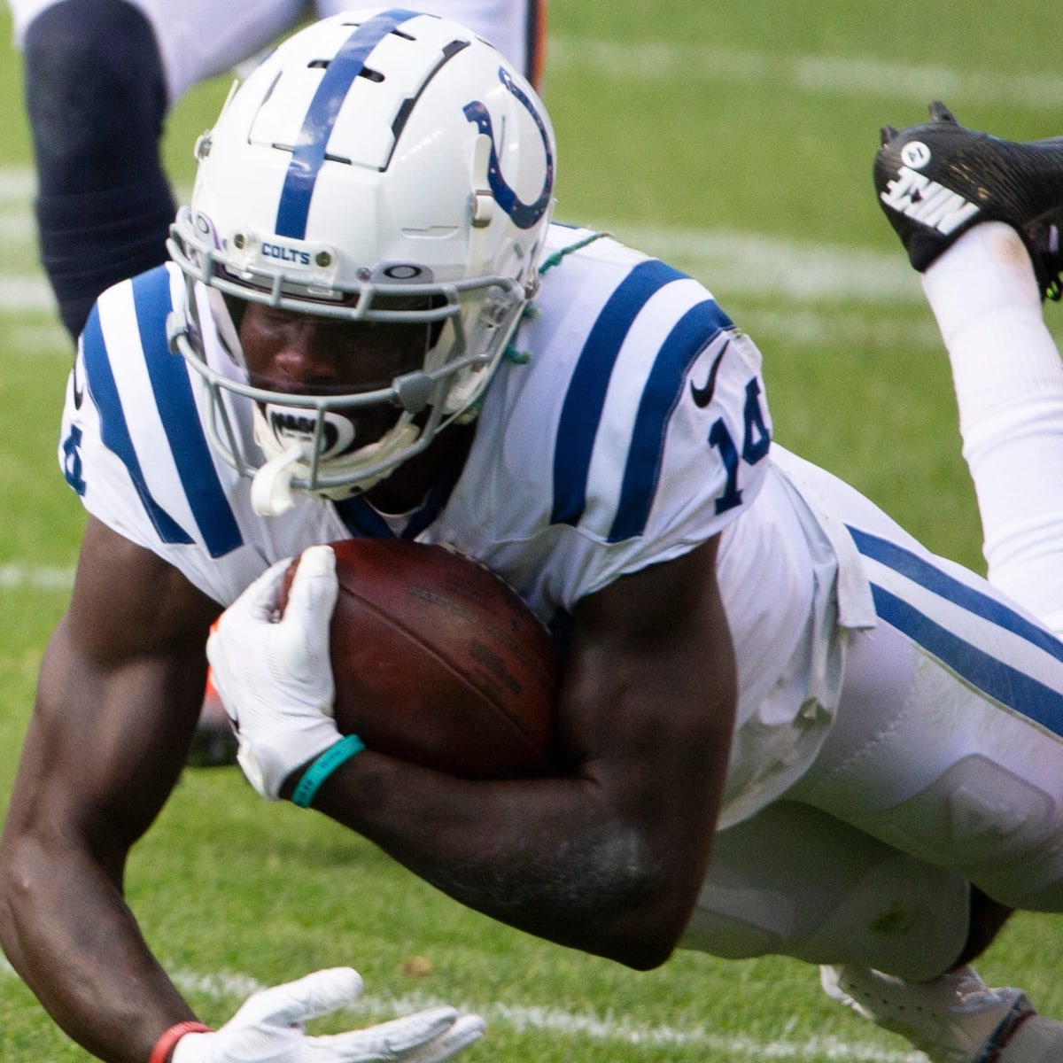 Indianapolis Colts rally to top Chicago Bears in second preseason game