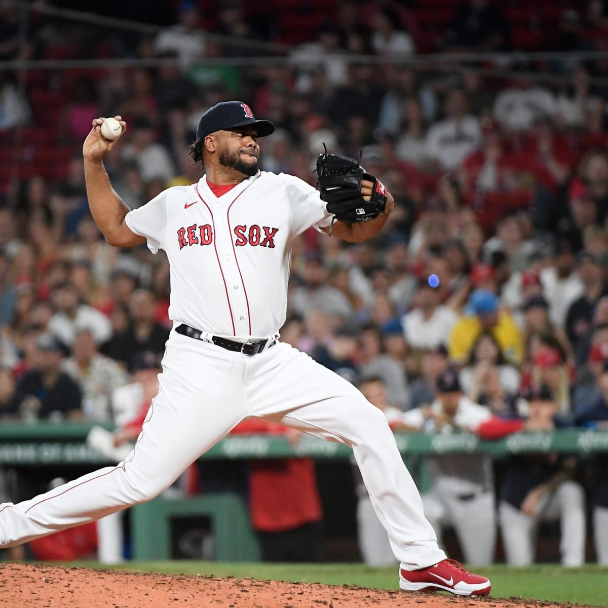 Dodgers celebrate Kenley Jansen earning his 400th save