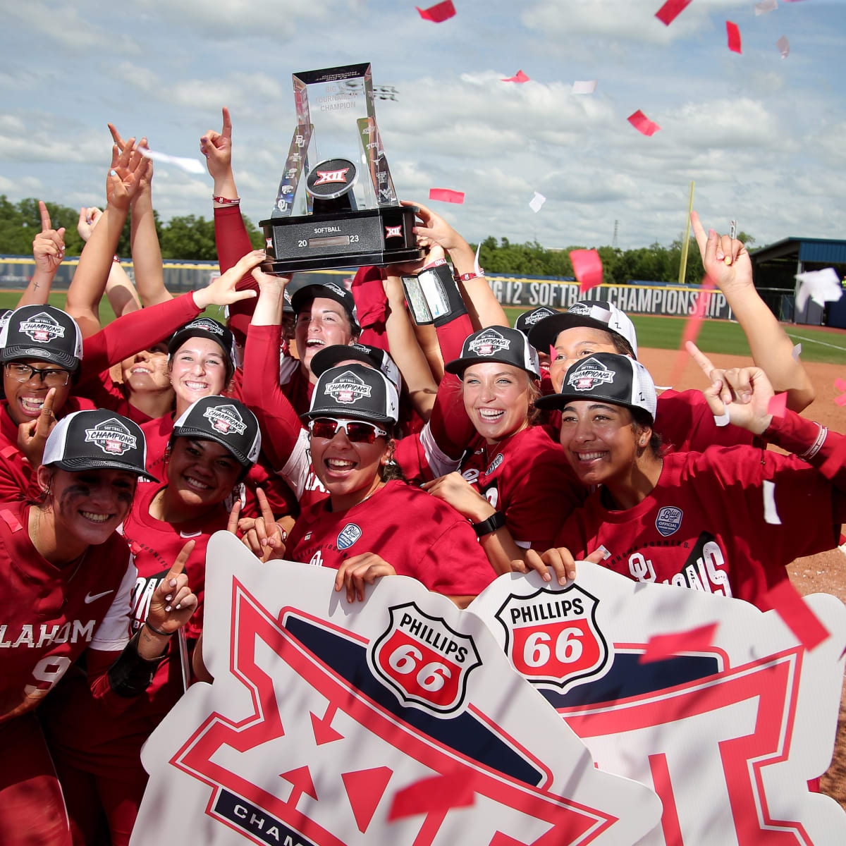 Oklahoma Sooners Champion Women's 2023 NCAA Softball Women's