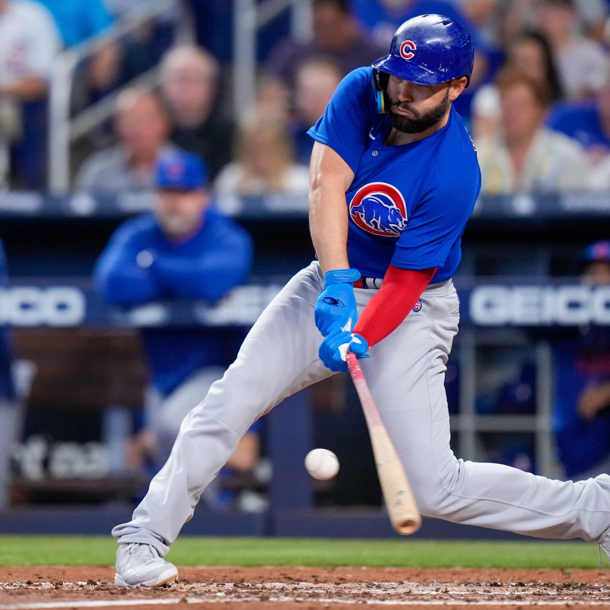 Should Chicago Cubs Continue to Roster Eric Hosmer Over Top