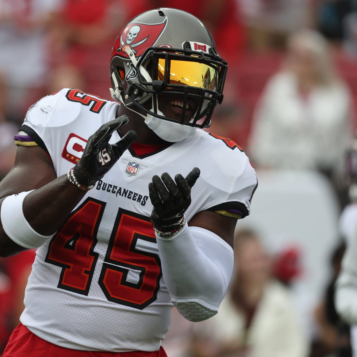 Buccaneers: Devin White makes eye-opening move after trade demand