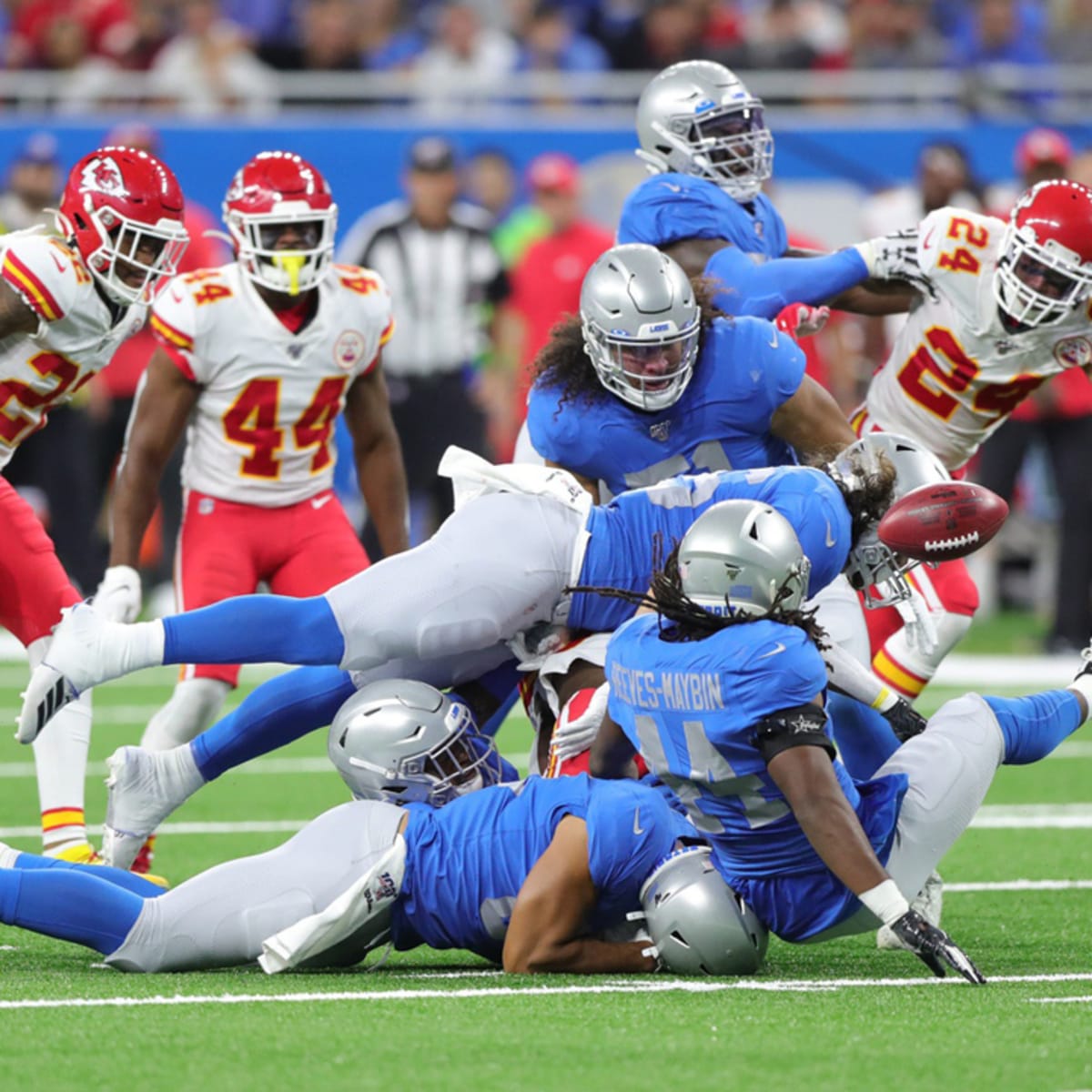 Ndamukong Suh outlines steps for Detroit Lions to stop Patrick Mahomes in  2023 NFL opener - Mirror Online