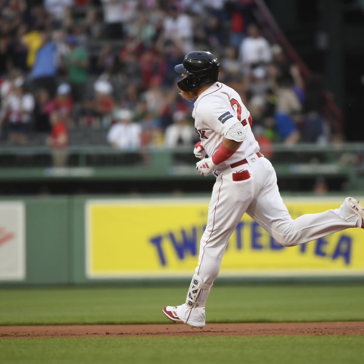 Boston Red Sox Scrambling in Wake of Injury to Catcher - Fastball